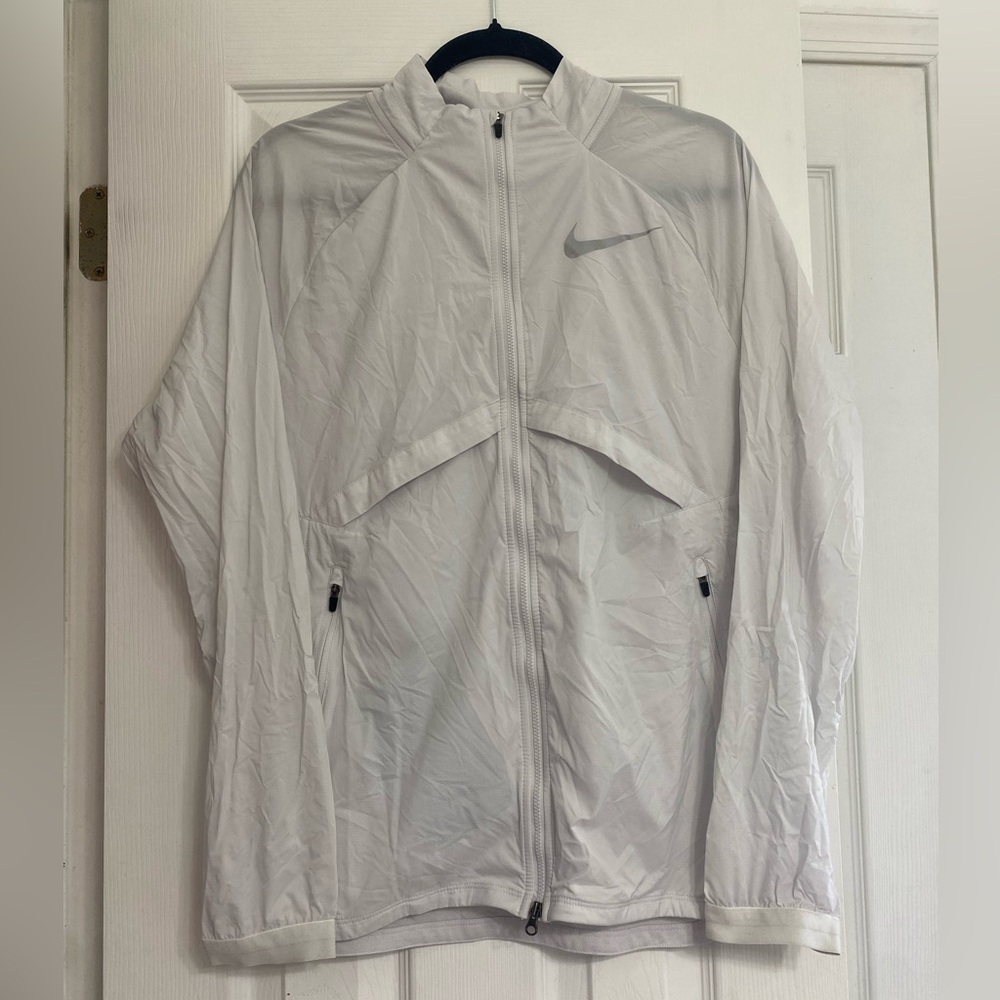 Nike Men’s Running NikeShield Windbreaker